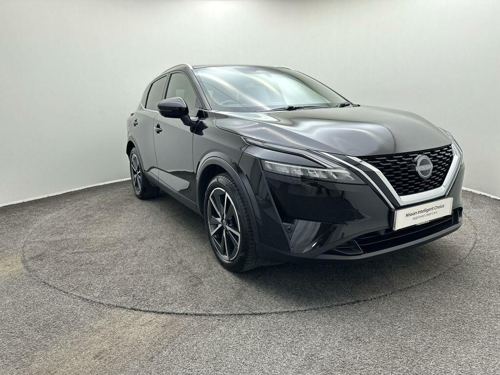 Nissan Qashqai 1.3 Dig-t Mh Tekna FY72BJF Black #2