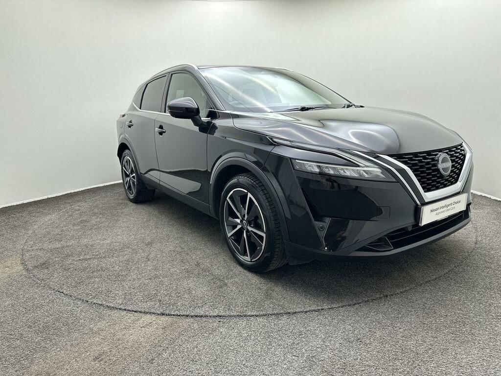 Nissan Qashqai 1.3 Dig-t Mh Tekna Black