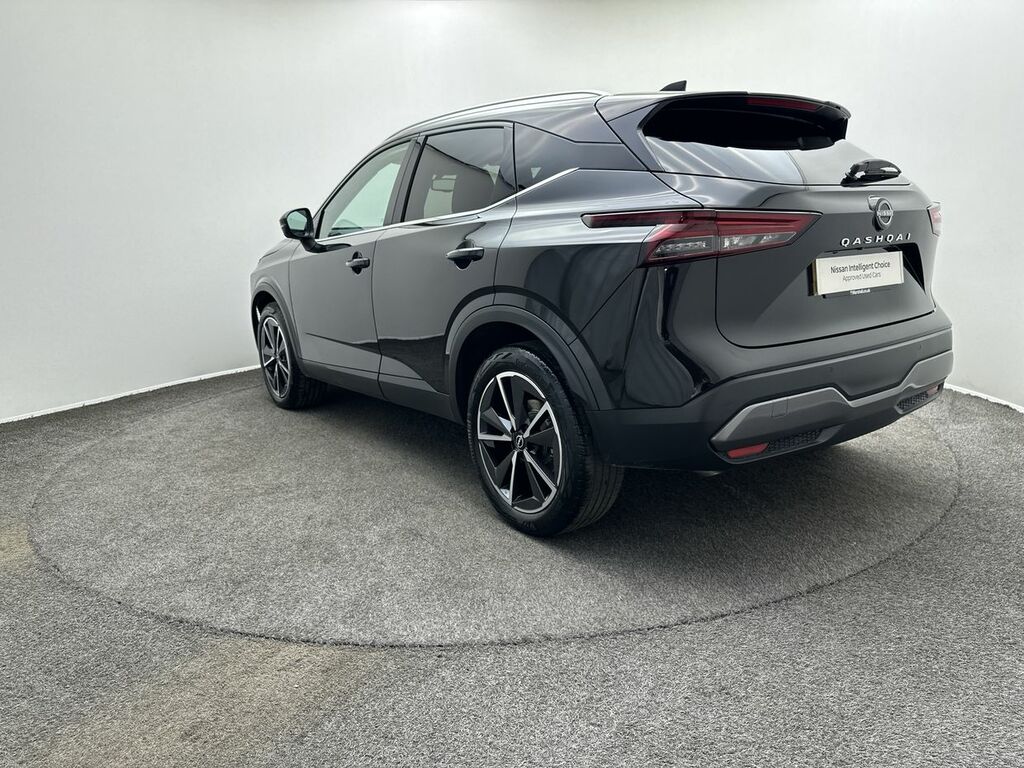 Nissan Qashqai 1.3 Dig-t Mh Tekna FY72BJF Black #6