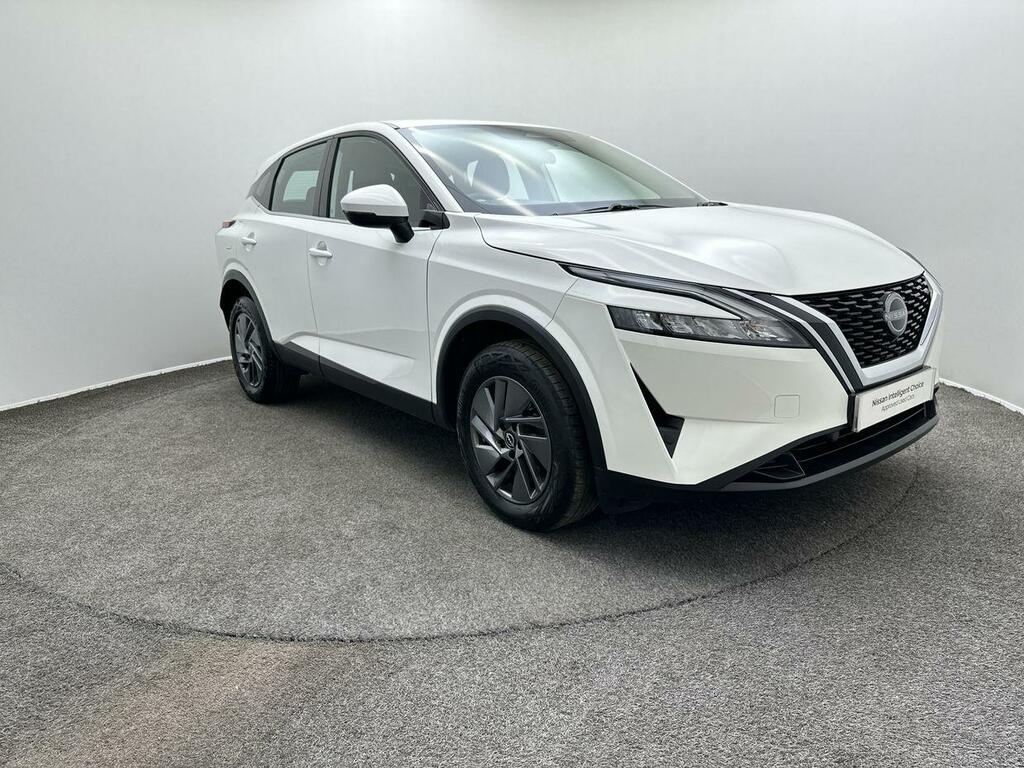 Nissan Qashqai 1.3 Dig-t Mh 158 Acenta Premium Xtronic White