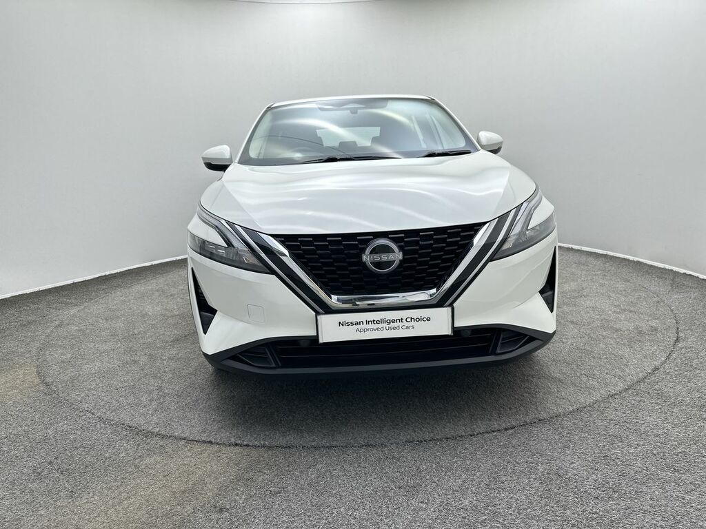 Nissan Qashqai 1.3 Dig-t Mh Acenta Premium DS23GVK White #3