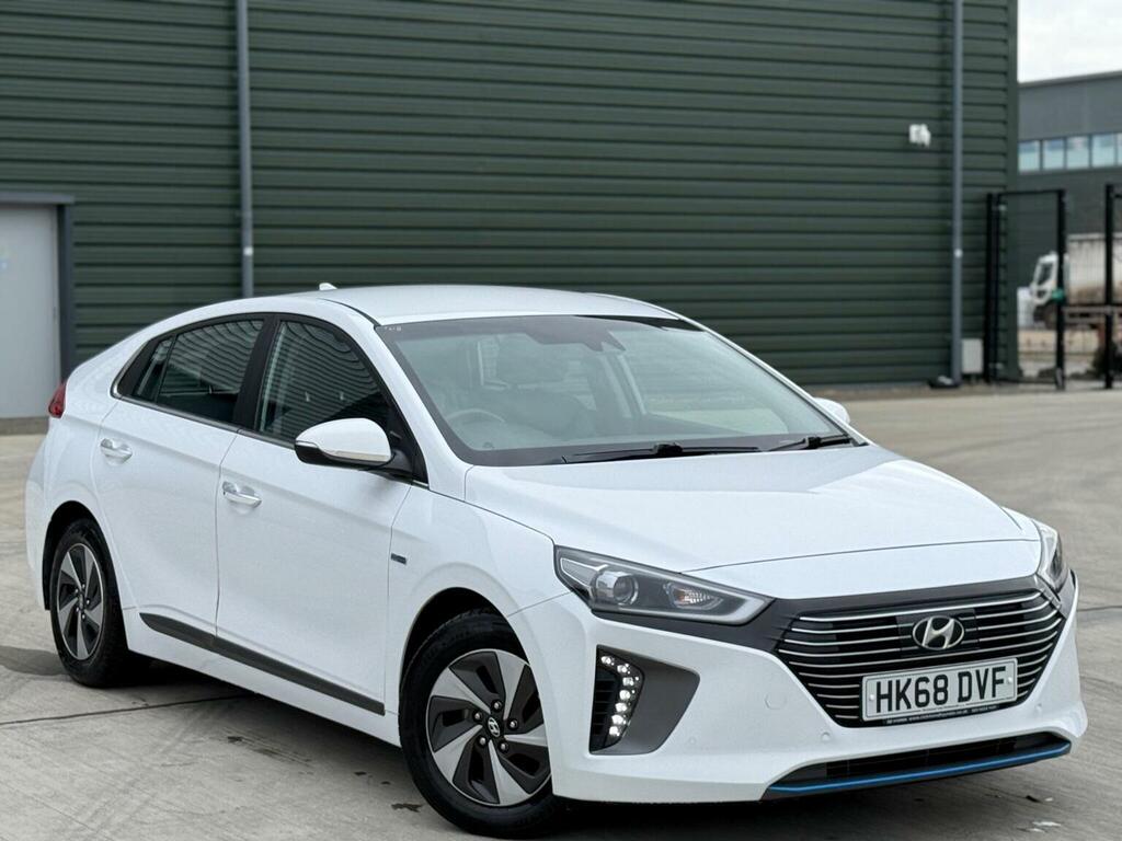 Hyundai Ioniq Hatchback 1.6 H-gdi Premium Se Dct Euro 6 Ss White