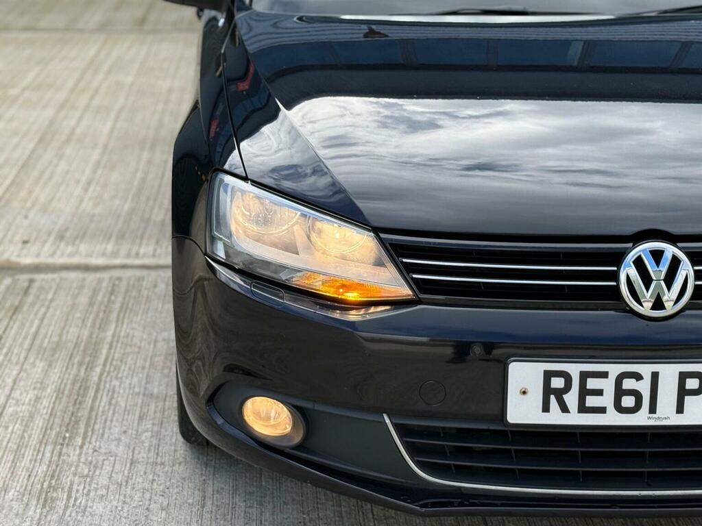 Volkswagen Jetta Saloon 2.0 Tdi Se 2011 Grey #16