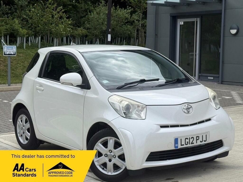 Toyota IQ Hatchback 1.0 Vvt-i Multidrive Euro 5 201212 White
