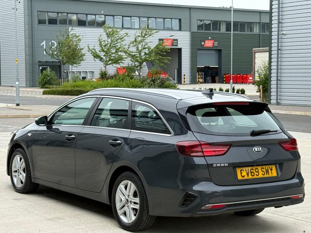 Kia Ceed Estate 1.6 Crdi 2 Nav Sportswagon Euro 6 Ss CV69SWY Grey #6