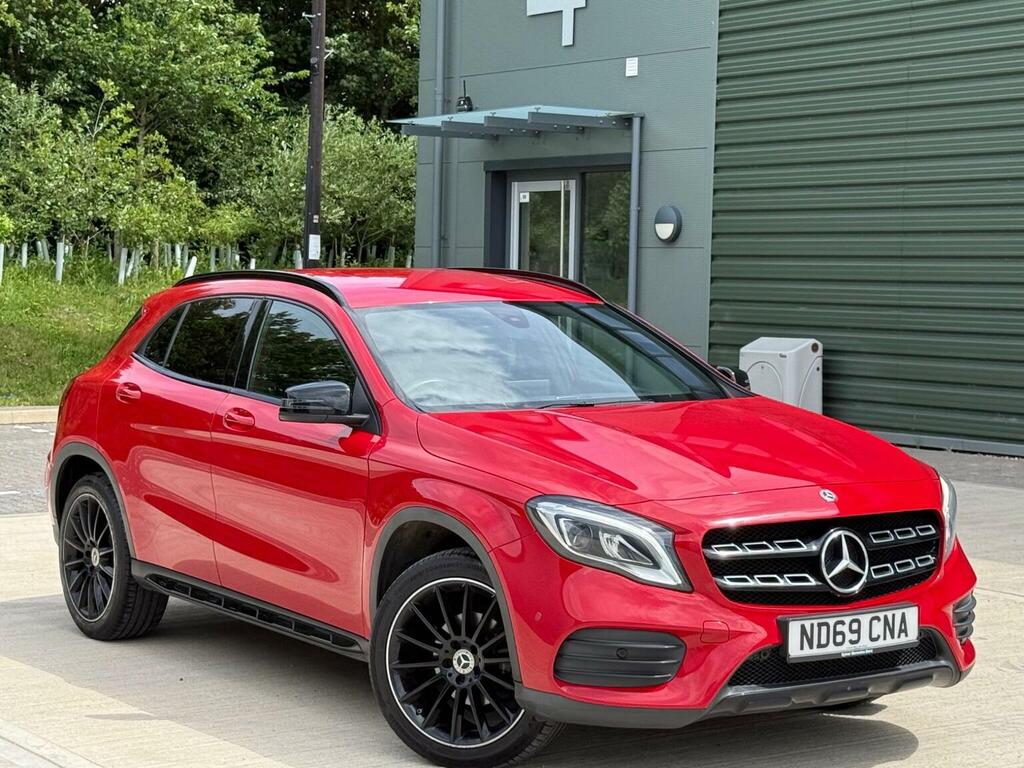Mercedes-Benz GLA Class 1.6 Gla180 Amg Line Edition 7G-dct Euro 6 Ss Red