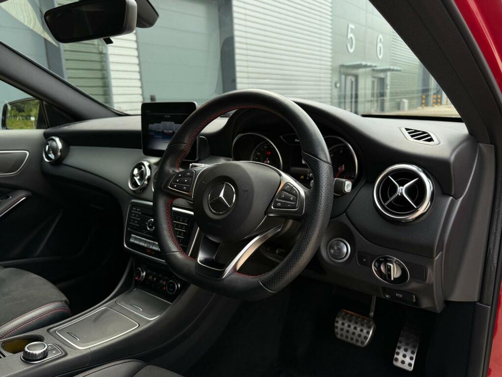 Mercedes-Benz GLA Class 1.6 Gla180 Amg Line Edition 7G-dct Euro 6 Ss Red #2