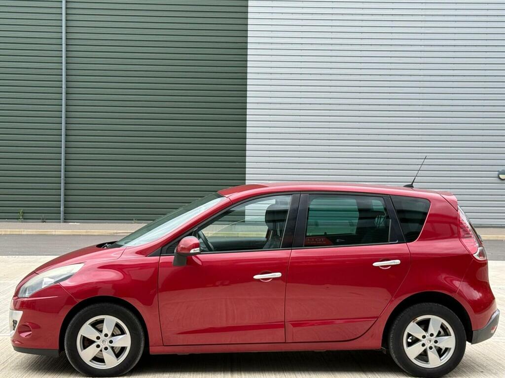 Renault Scenic 1.5 Dci Dynamique Tomtom Euro 5 Red #4