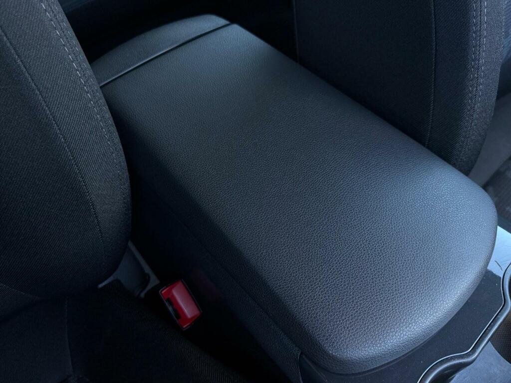 Peugeot 3008 Active Hdi 5-Door Red #53