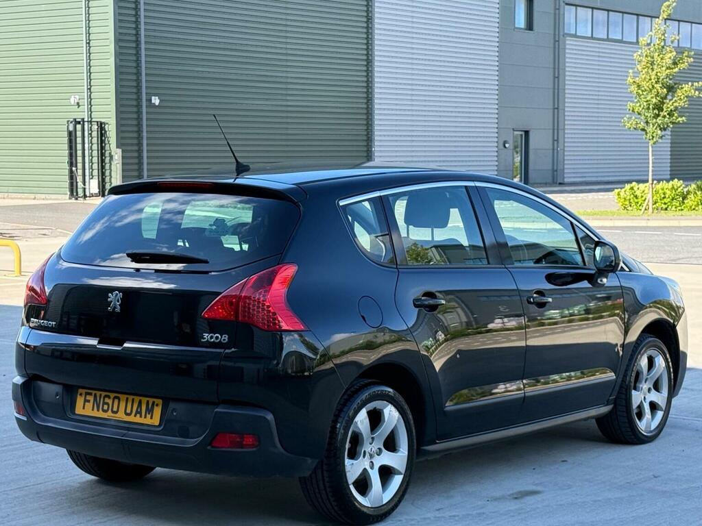 Peugeot 3008 Active Hdi 5-Door Red #10