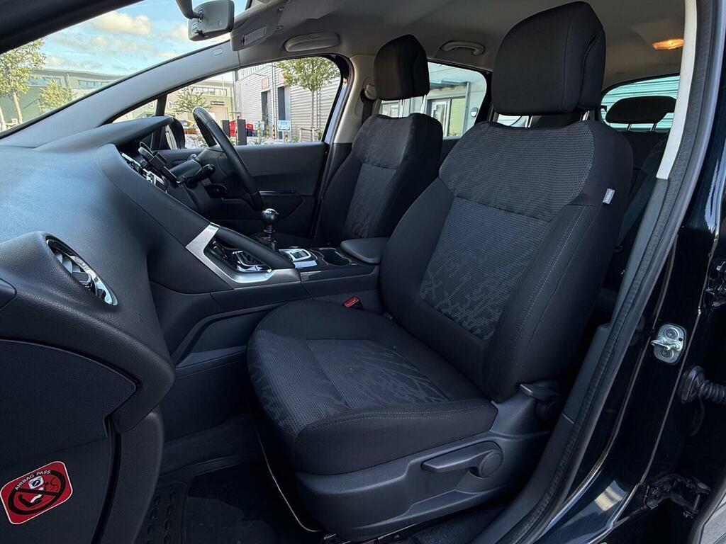 Peugeot 3008 Active Hdi 5-Door Red #55