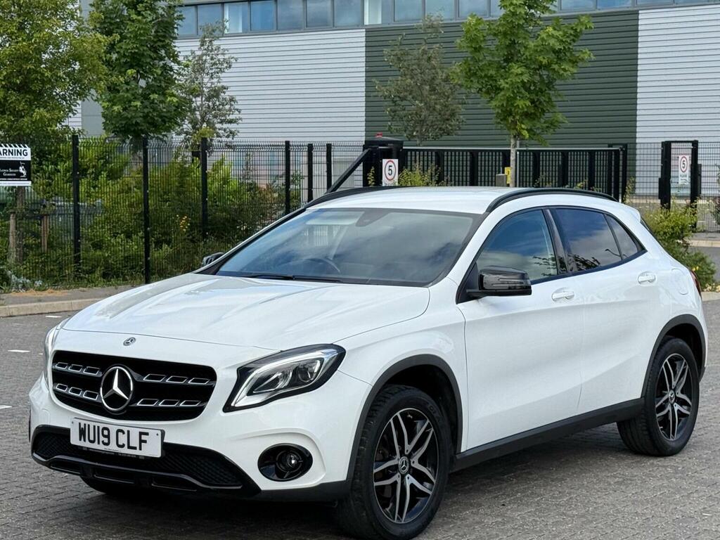 Mercedes-Benz GLA Class 1.6 Gla180 Urban Edition Euro 6 Ss White #6