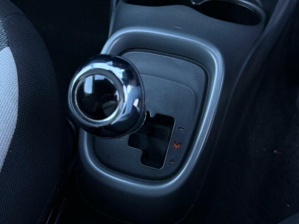 Toyota Aygo 1.0 Vvt-i X-trend X-shift Euro 6 Safety Sense White #3