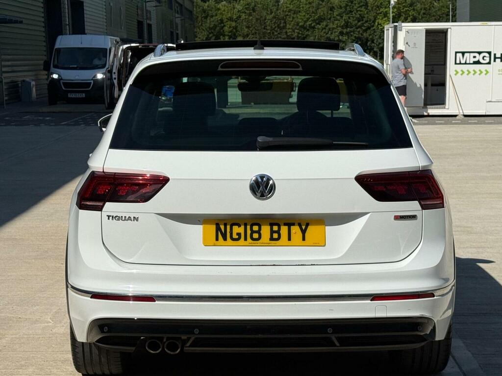 Volkswagen Tiguan Se Navigation White #10