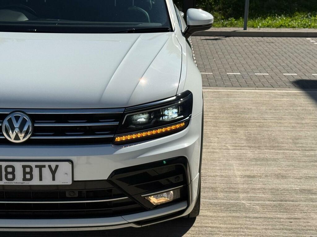 Volkswagen Tiguan Se Navigation White #17