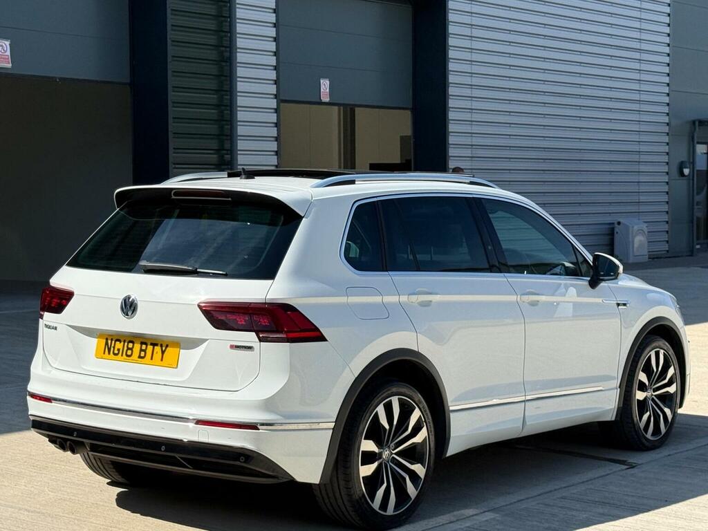 Volkswagen Tiguan Se Navigation White #13