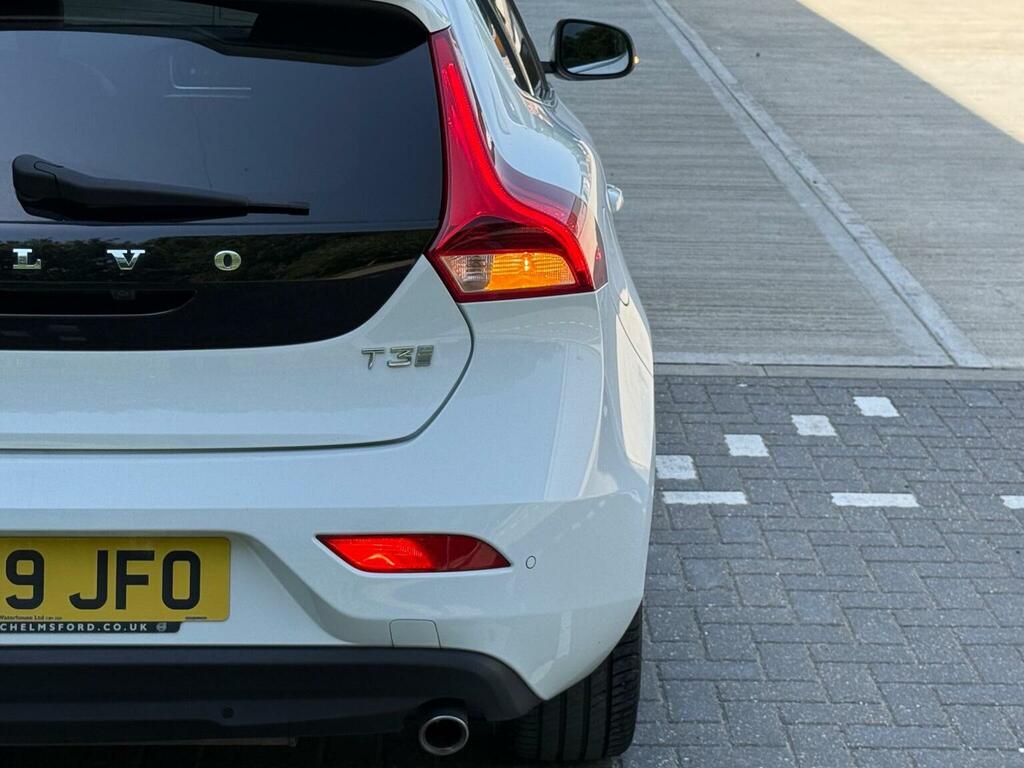 Volvo V40 V40 R-design Nav T2 White #19