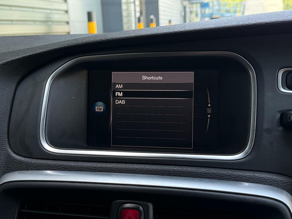 Volvo V40 V40 R-design Nav T2 White #28