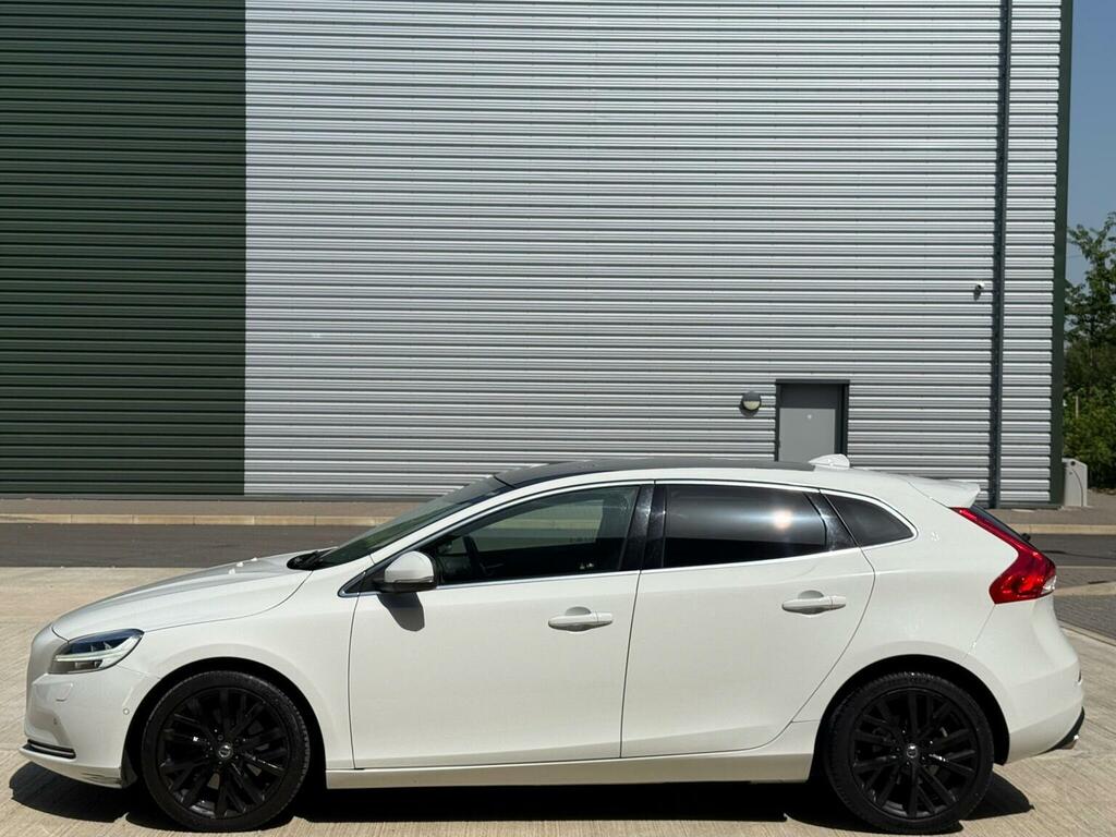 Volvo V40 V40 R-design Nav T2 White #7