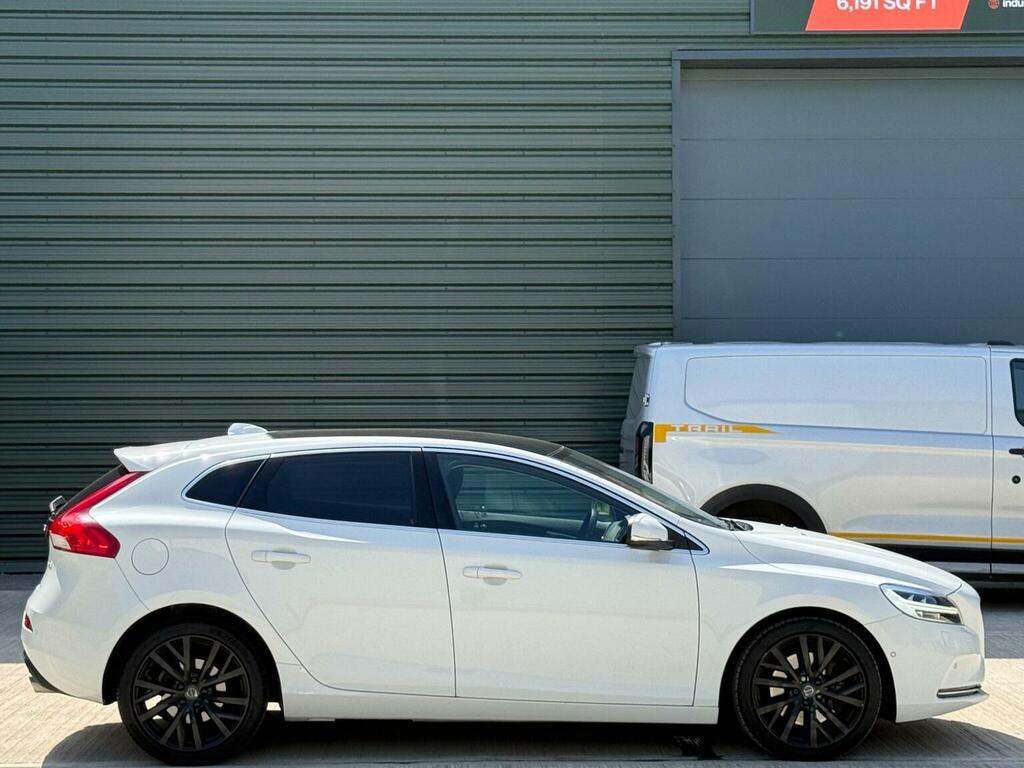 Volvo V40 V40 R-design Nav T2 White #14