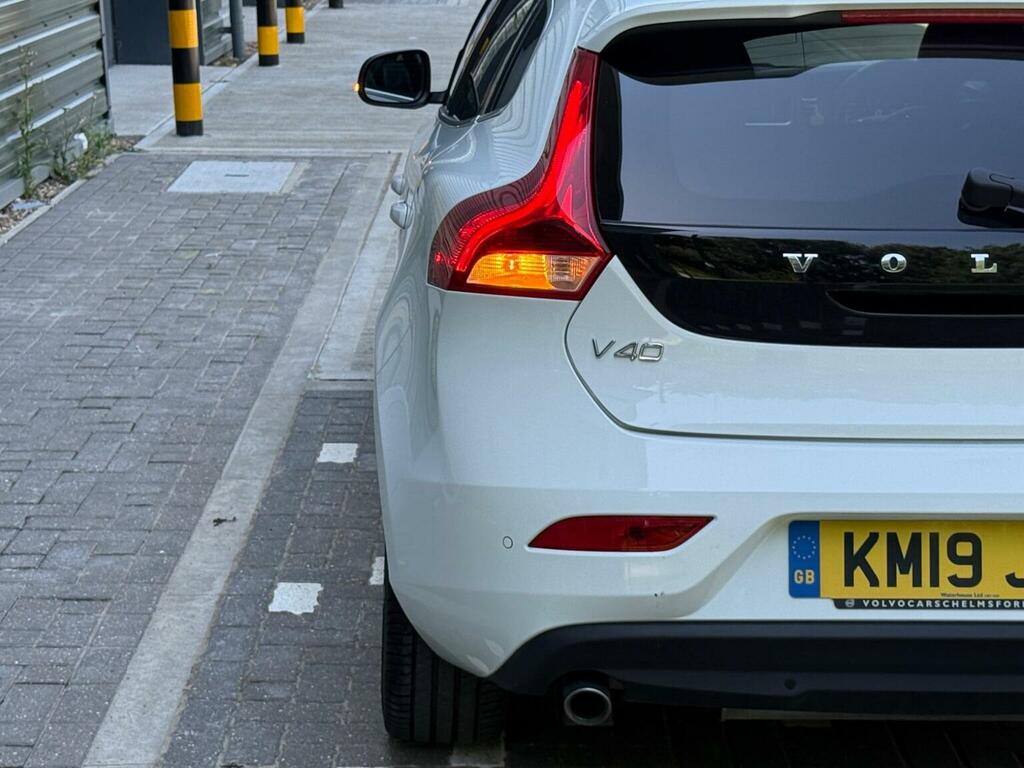 Volvo V40 V40 R-design Nav T2 White #18