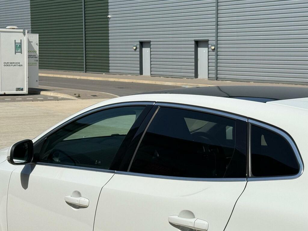 Volvo V40 V40 R-design Nav T2 White #9