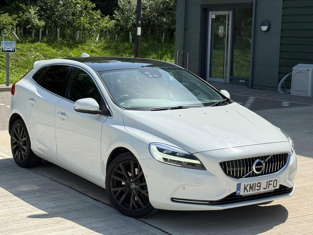 Volvo V40 1.5 T3 Inscription Edition Euro 6 Ss White #4