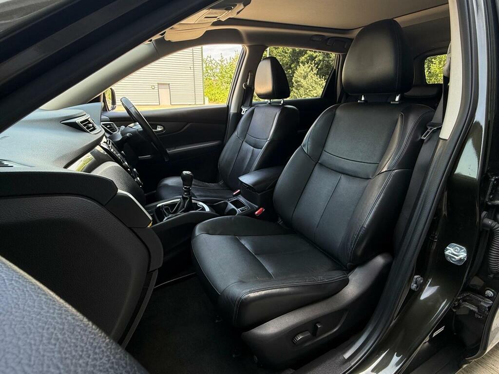 Nissan X-Trail Dci N-tec Black #44