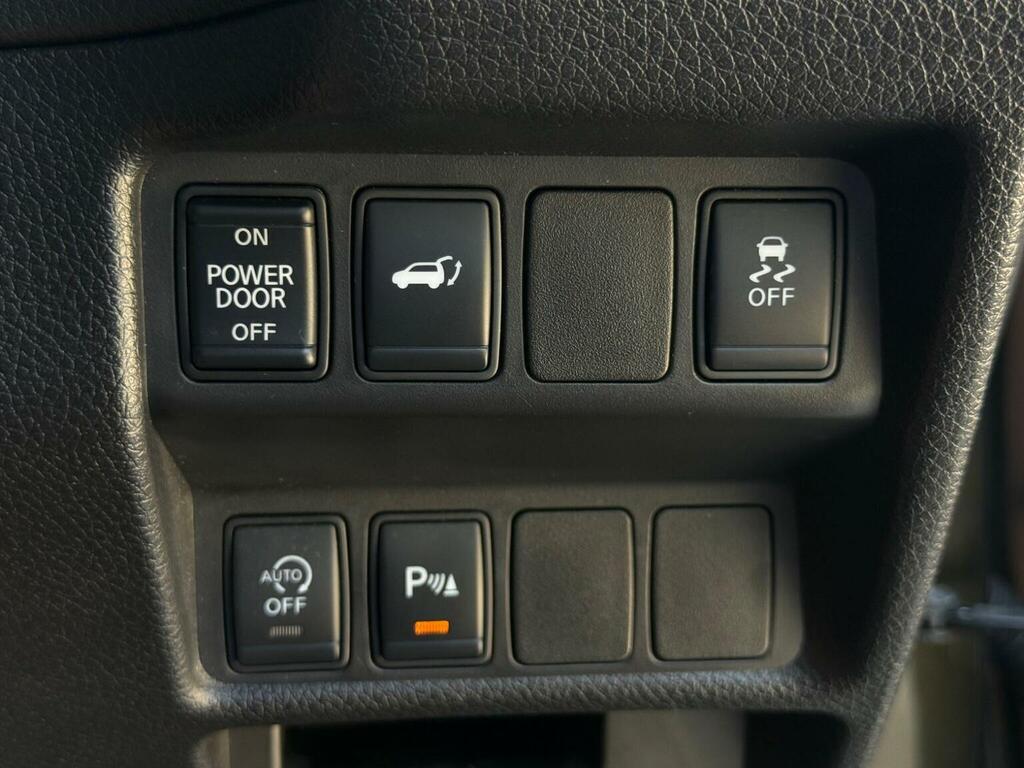 Nissan X-Trail Dci N-tec Black #26