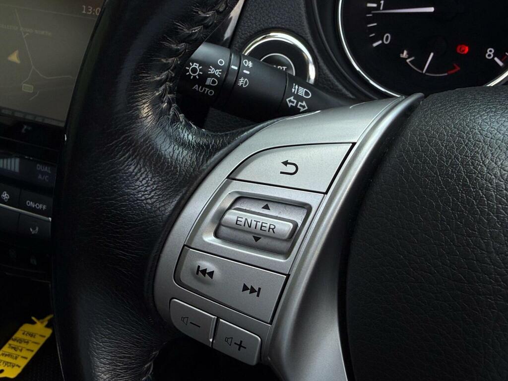 Nissan X-Trail Dci N-tec Black #27