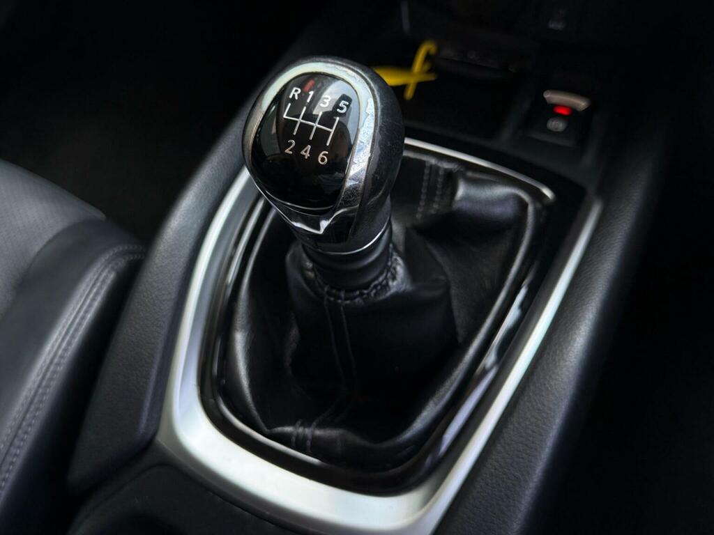 Nissan X-Trail Dci N-tec Black #38