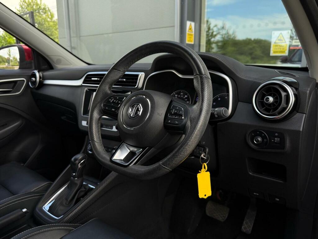 MG ZS 1.0 T-gdi Exclusive Euro 6 Red #3