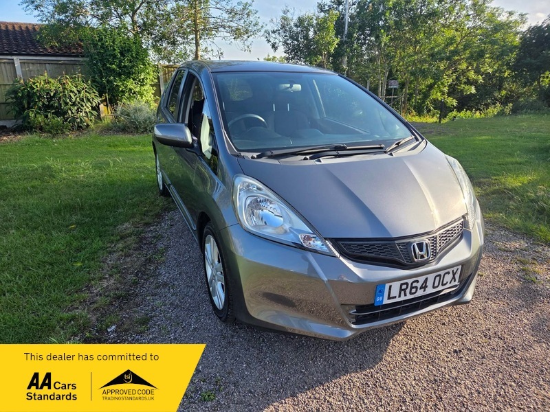 Honda Jazz I-vtec Es Plus Grey