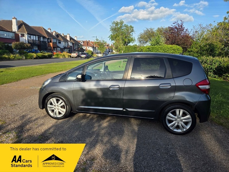 Honda Jazz I-vtec Es Plus Grey #3
