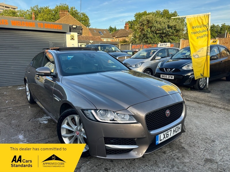 Jaguar XF D R-sport Brown