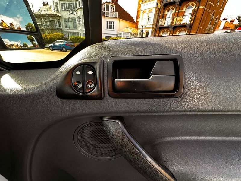 Ford Transit Connect 1.8 Tdci T200 Trend Silver #19