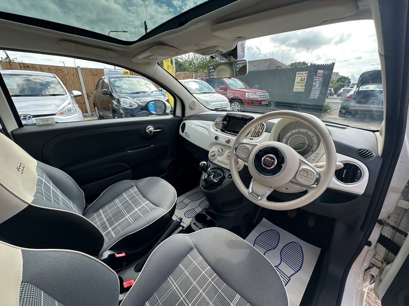 Fiat 500 Lounge White #5