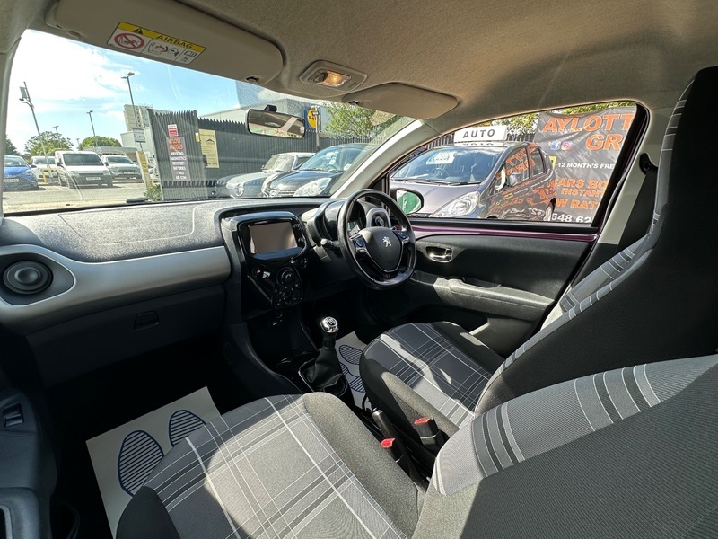Peugeot 108 Active Red #21