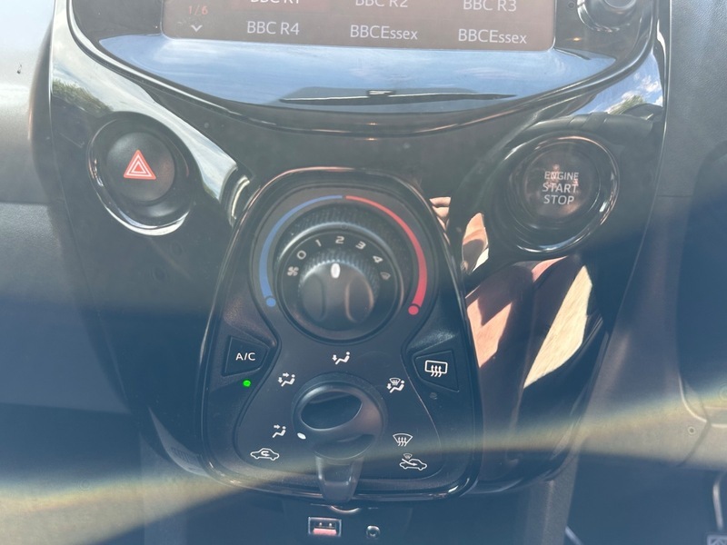 Peugeot 108 Active Red #50