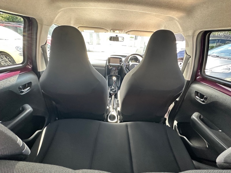 Peugeot 108 Active Red #18