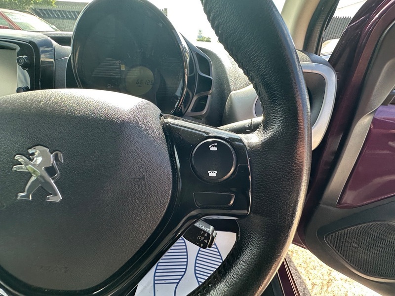 Peugeot 108 Active Red #42