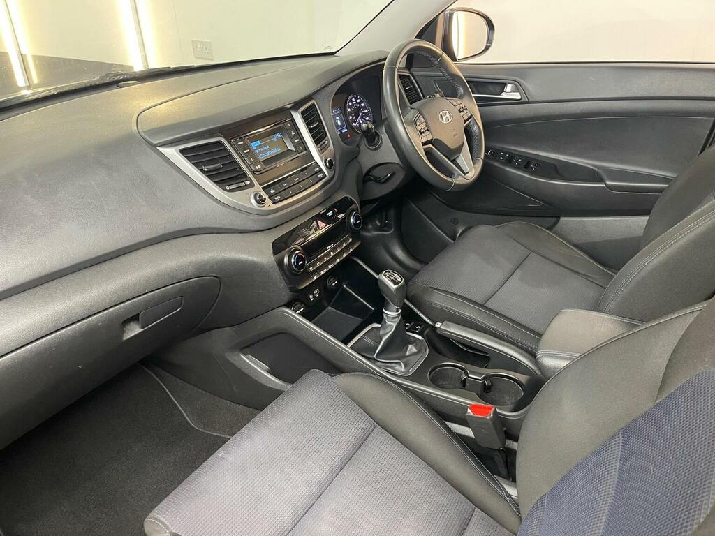 Hyundai Tucson  Black #13