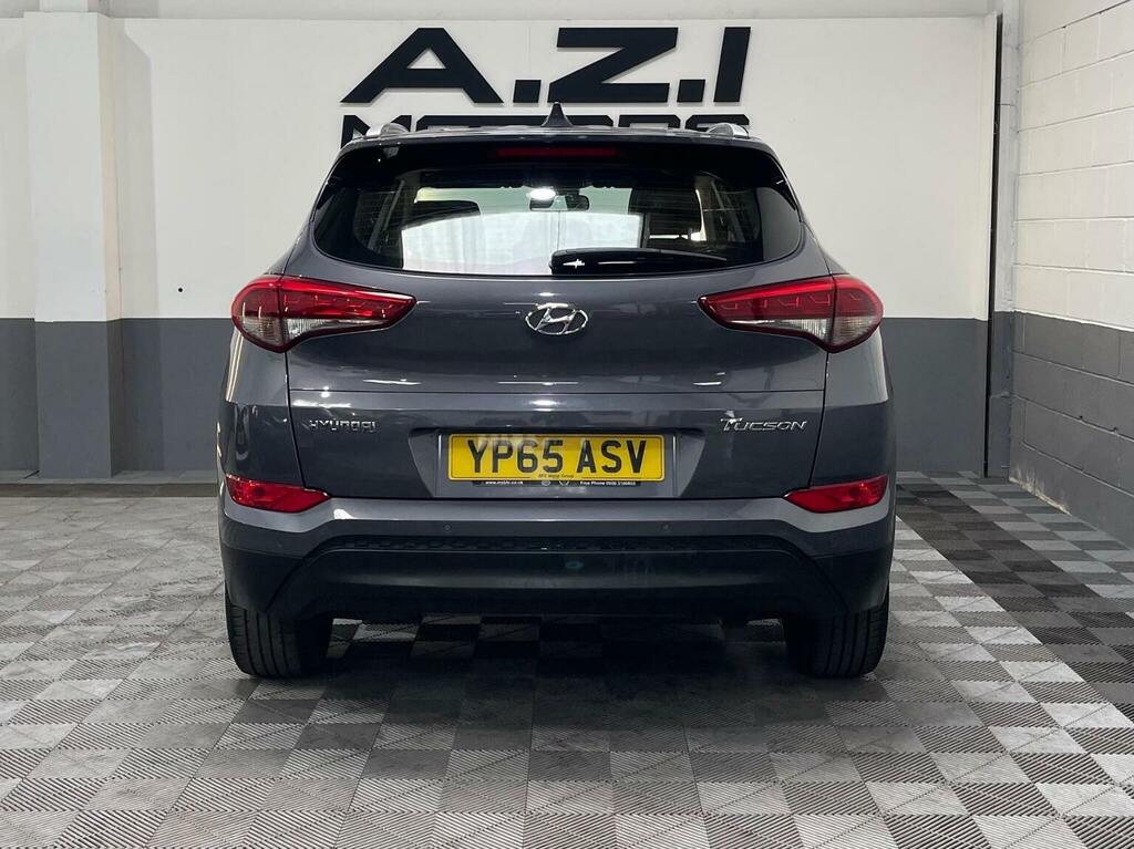 Hyundai Tucson  Black #8