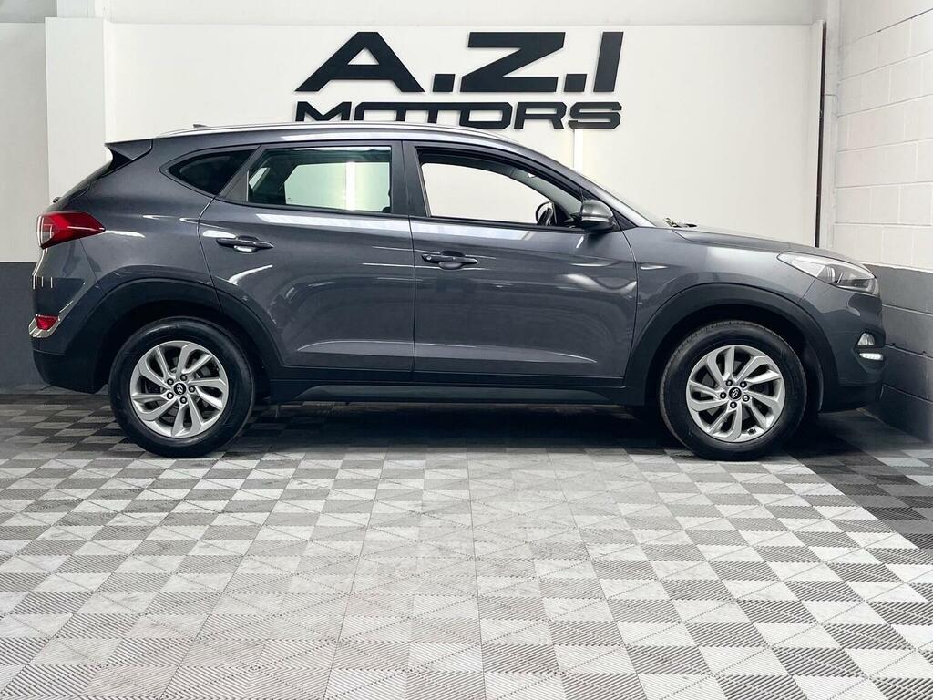 Hyundai Tucson  Black #9