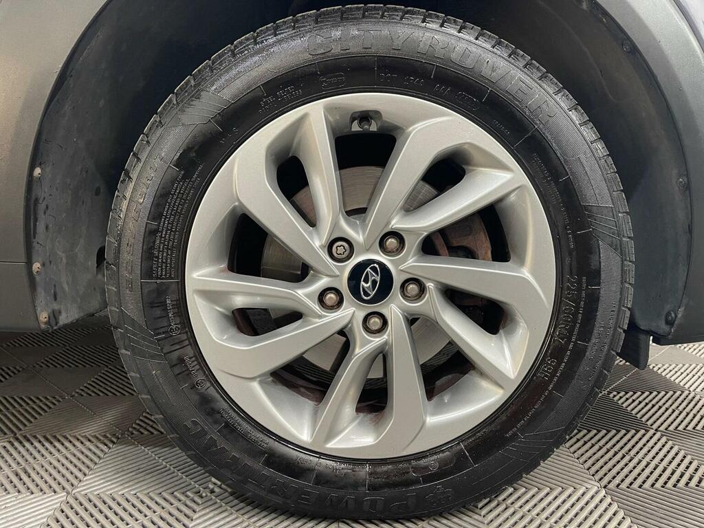 Hyundai Tucson  Black #24