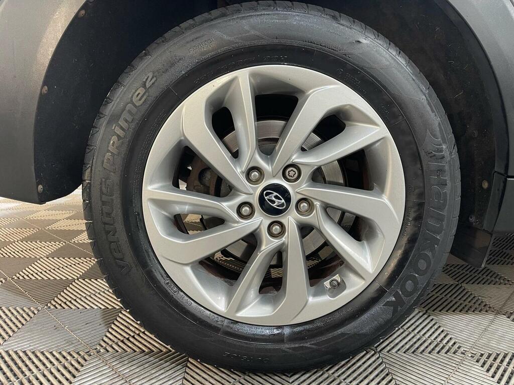 Hyundai Tucson  Black #26