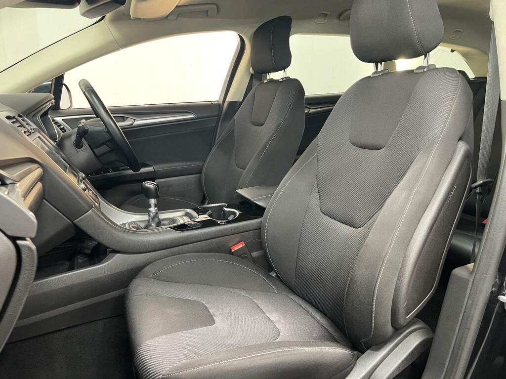 Ford Mondeo Titanium X Brown #38