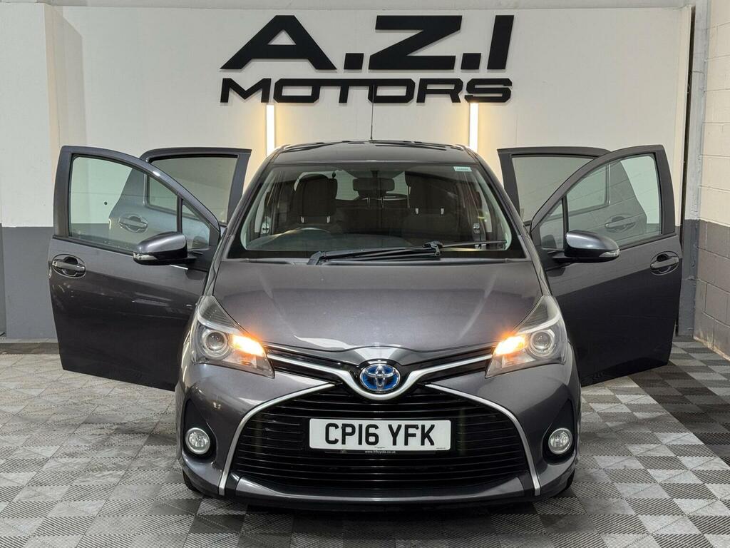 Toyota Yaris 1.5 Vvt-h Icon E-cvt Euro 6 Grey #2