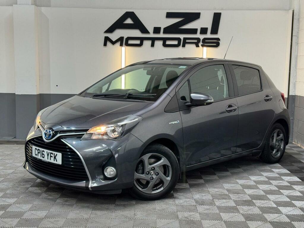 Toyota Yaris 1.5 Vvt-h Icon E-cvt Euro 6 Grey #3