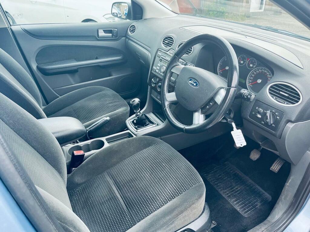 Ford Focus Zetec Climate 16V 5-Door Grey #6
